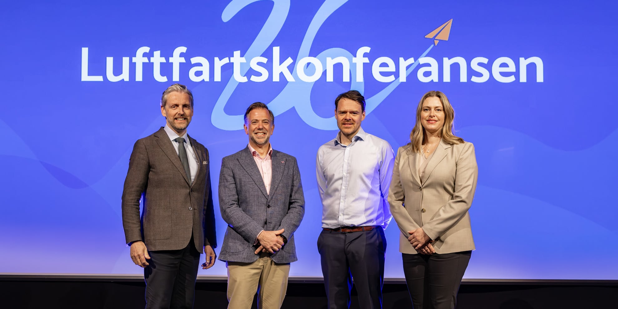 Dagens forelesere, som alle også har jobbet med rapporten; Trine Åsheim Bernhardsen, Jan Petter Steinland, begge fra Luftfartstilsynet, Simon Meakins, Bristow Group og Erik By fra Avinor.